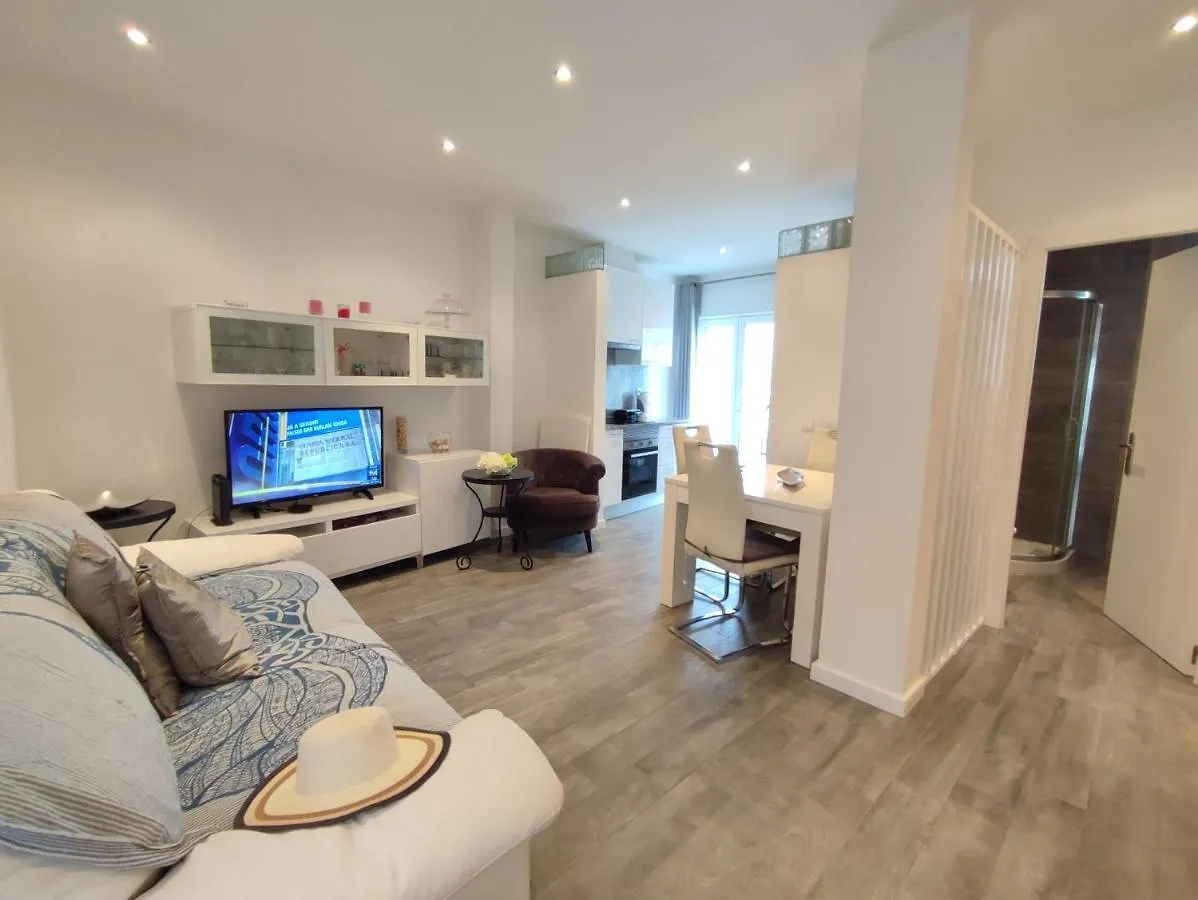 Casa Docim, Casa Tipica Algarvia No Centro Da Cidade Velha Albufeira Portekiz
